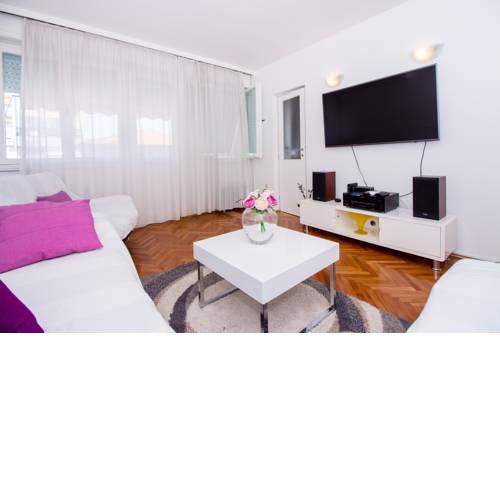 Apartment Luce