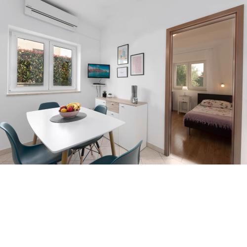 Apartment Lucija, Stinjan