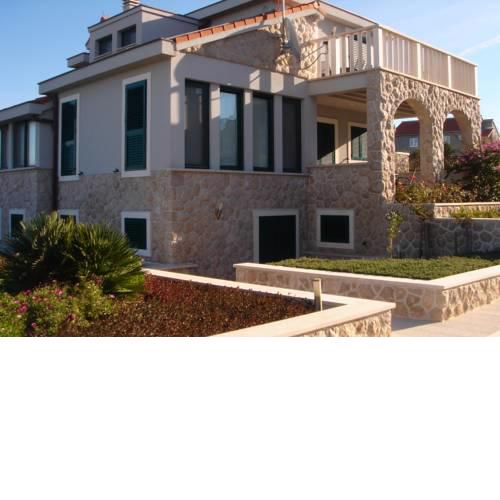 Apartment Lucija