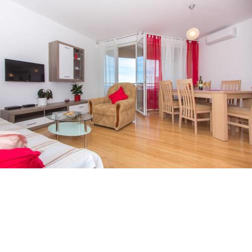 Apartment Lucija