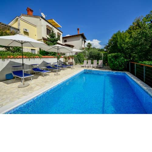 Apartment Lucija