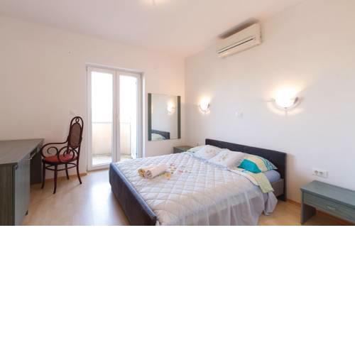 Apartment Lucija