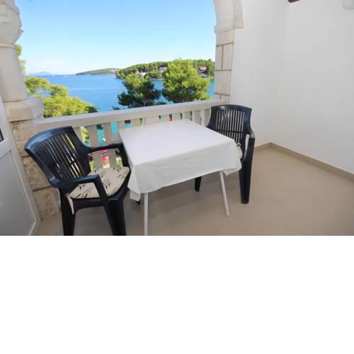 Apartment Lumbarda 9236b