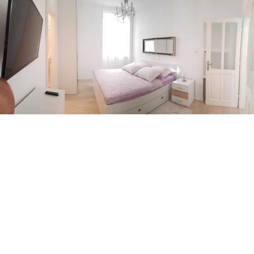 Apartment Luxor