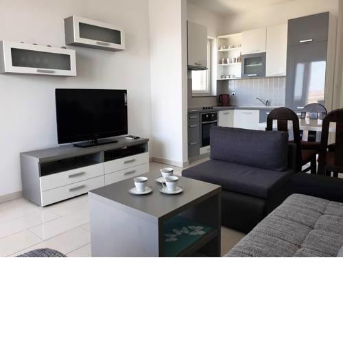 Apartment MAESTRAL Novalja