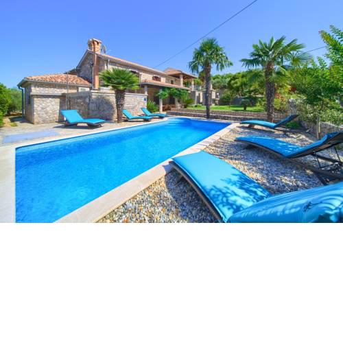 Apartment Magdalea With Private Swimming Pool And Seaview