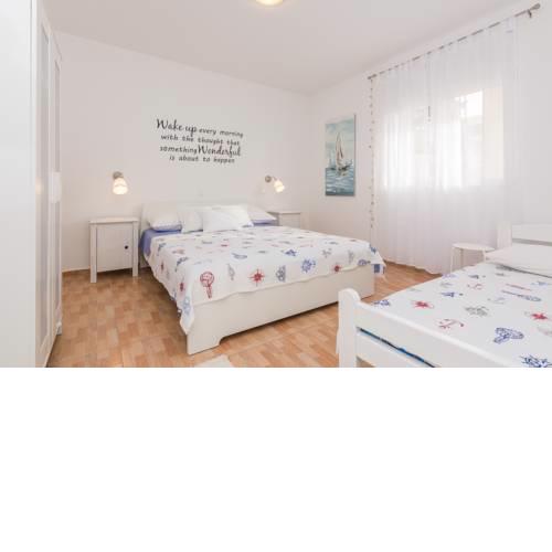 Apartment Maja in Novalja