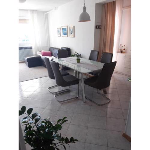 Apartment Maja