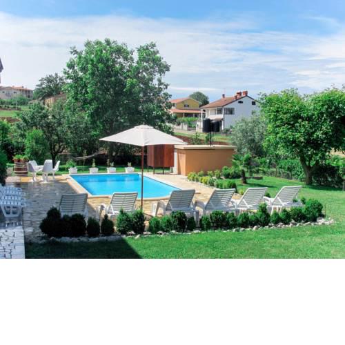 Apartment Majkic (PRC618)