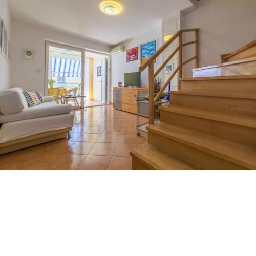 Apartment Malena - 30 meters to the beach