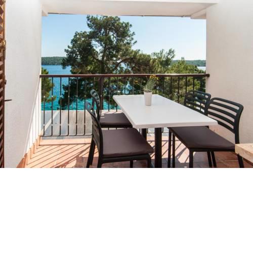 Apartment Mali Losinj 10420b
