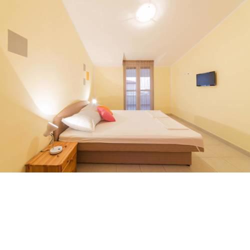 Apartment Mandre 12722e