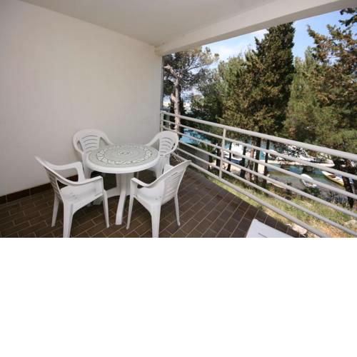 Apartment Mandre 6474b