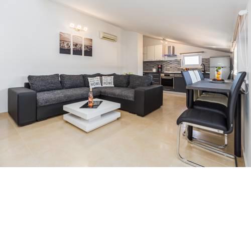 Apartment "Igor", Štinjan