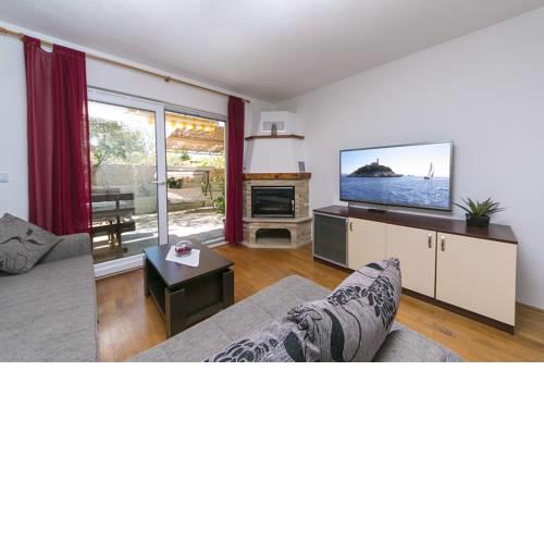Apartment Marina