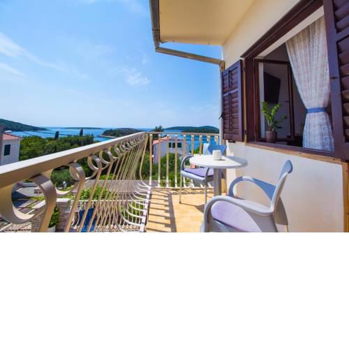 Apartment Maslinica 776a