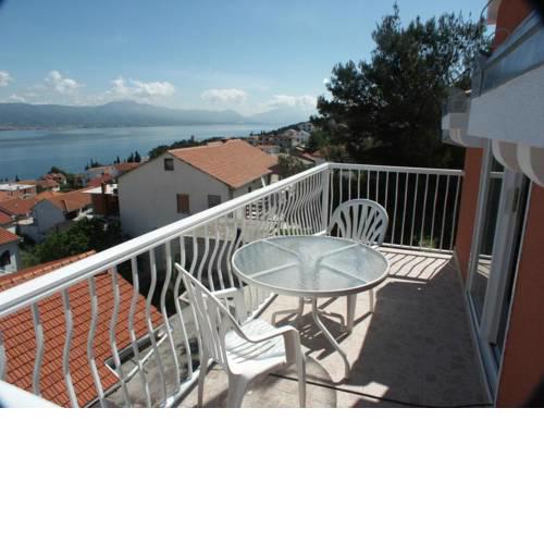 Apartment Mastrinka 2042b