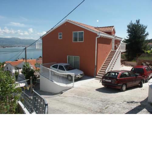 Apartment Mastrinka 2042c
