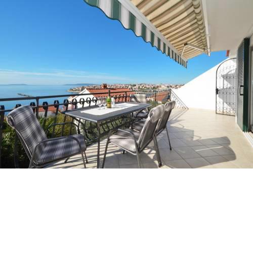 Apartment Mavarstica 16215b