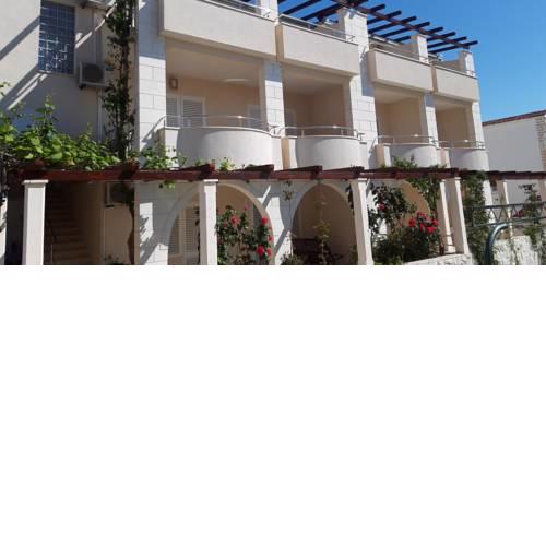 Apartment Mavarstica 17803b