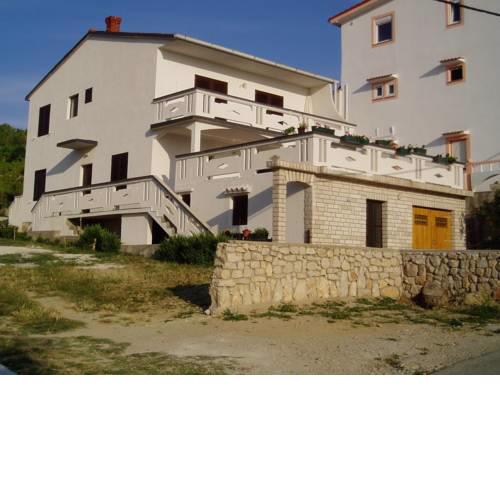 Apartment Metajna 3