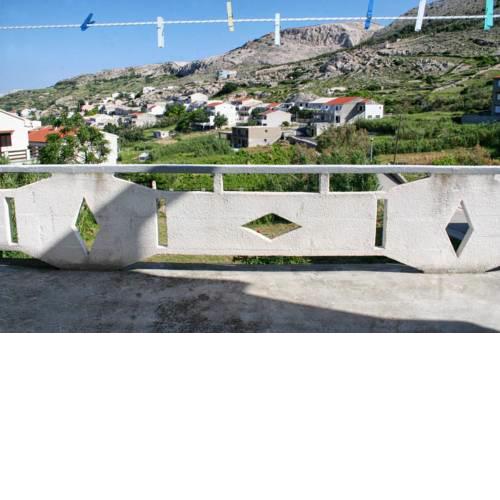 Apartment Metajna 4120d