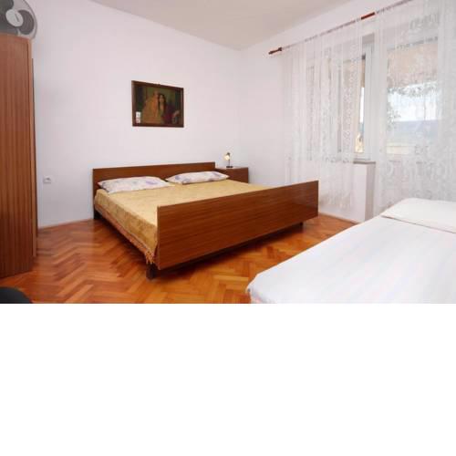 Apartment Metajna 6351f