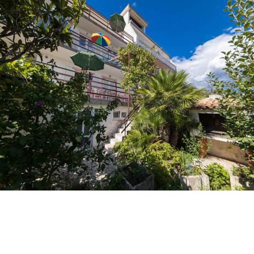 Apartment Miklic B