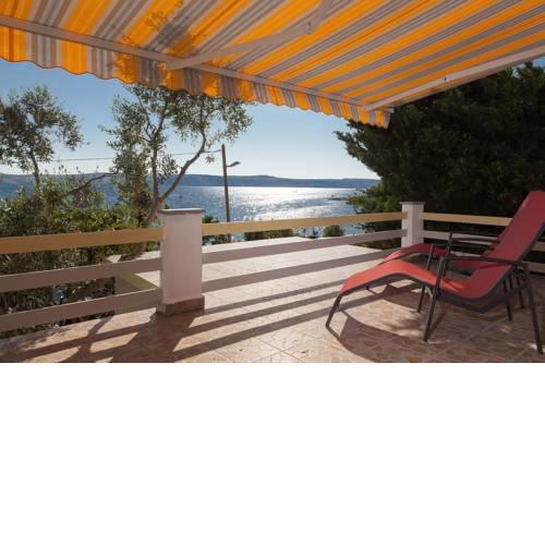 Apartment Milka by the Sea