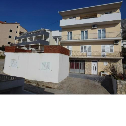 Apartment Mimica