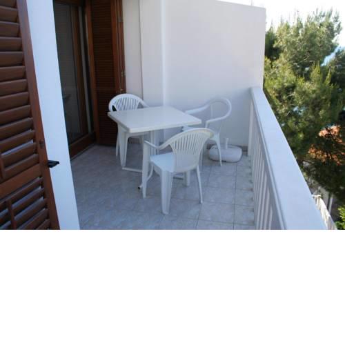 Apartment Mimice 2736b