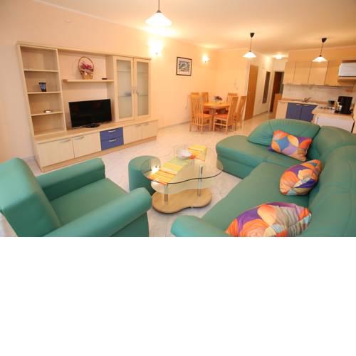 Apartment Mirna