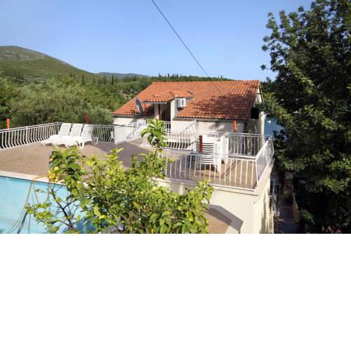 Apartment Molunat 3544b