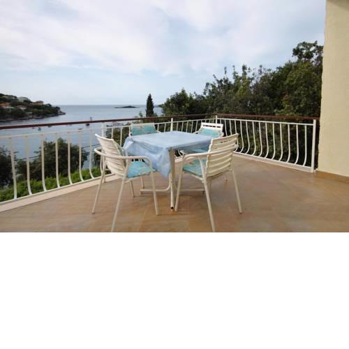 Apartment Molunat 3544f