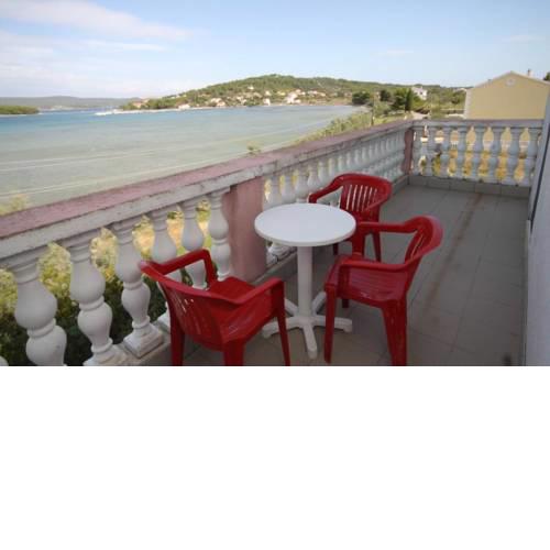 Apartment Mrljane 8464a