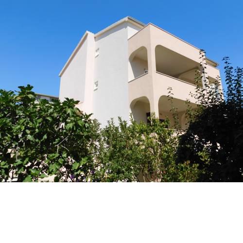 Apartment Mršo