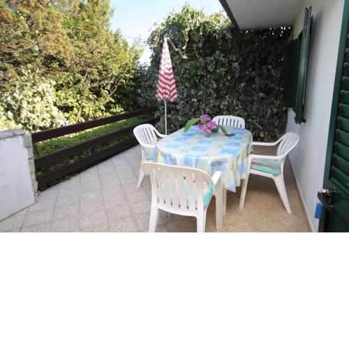 Apartment Mudri Dolac 4042a