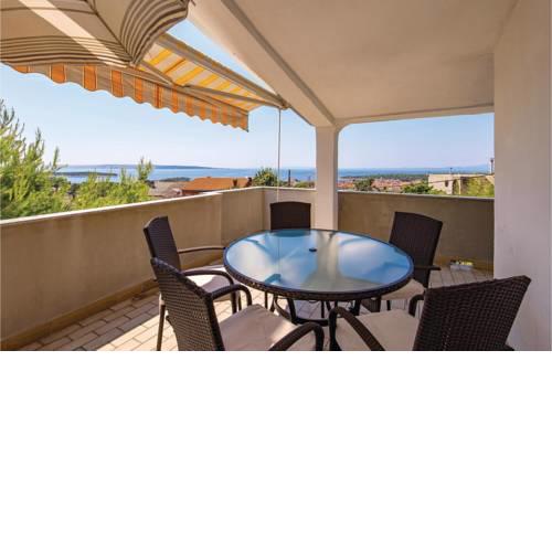 Apartment Mundanije