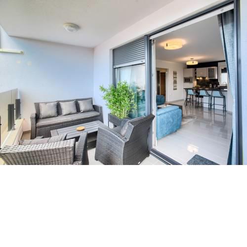 Apartment N