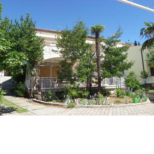 Apartment Nadica