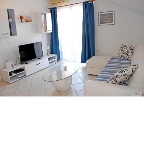 Apartment Navis