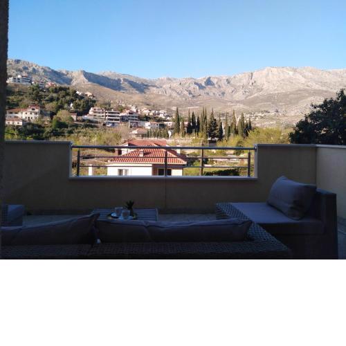 Apartment near Split with private jacuzzi and terrace