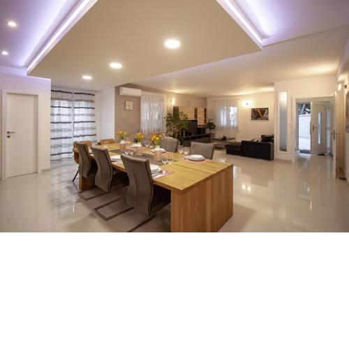 Apartment NeBo