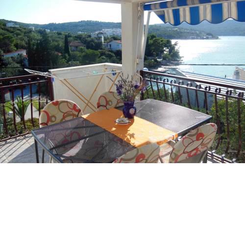 Apartment Necujam 101b