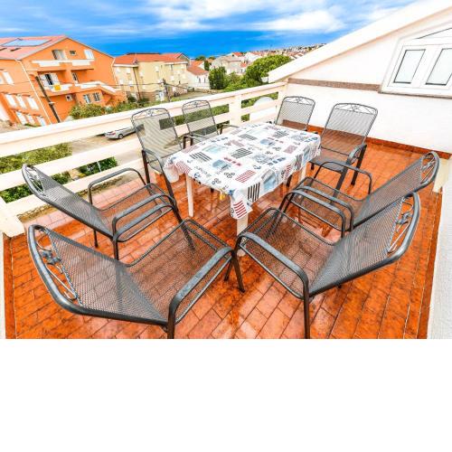 Apartment Nelica, Novalja near the beach