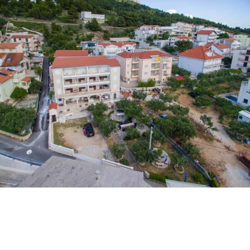 Apartment Nemira 15727b