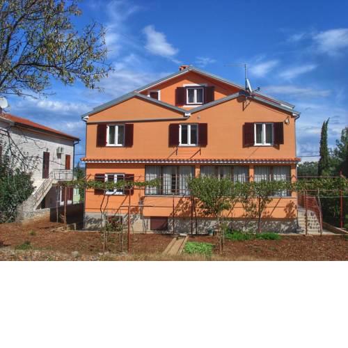 Apartment Nerezine 14542b