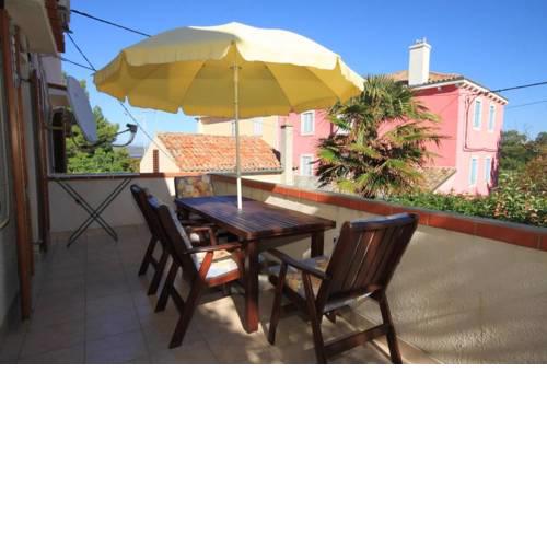 Apartment Nerezine 8049a