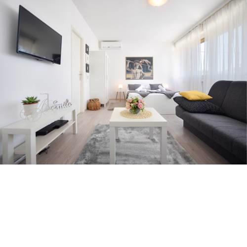 Apartment Nina