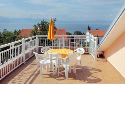 Apartment Njivice 5398a